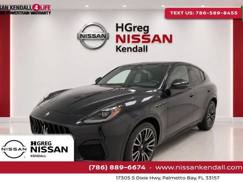 Used 2023 Maserati Grecale Modena AWD/4WD image 1