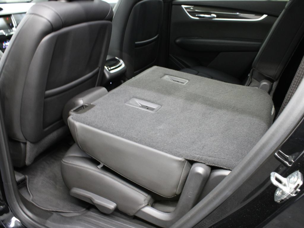 Used 2022 Cadillac XT6 Sport w/ Technology Package AWD/4WD image 68