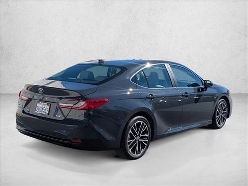 Used 2026 Toyota Camry XLE image 5