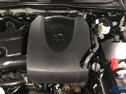 Used 2021 Toyota Tacoma SR5 image 40