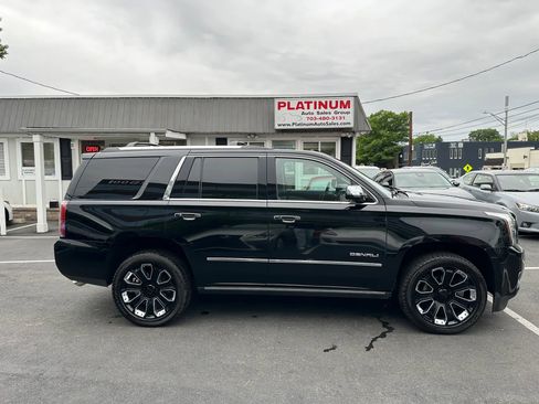 Used 2019 GMC Yukon Denali w/ Denali Ultimate Package AWD/4WD image 4
