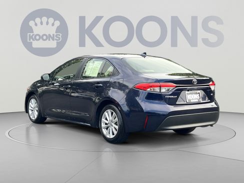 Used 2024 Toyota Corolla LE FWD image 7