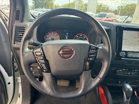 Used 2022 Nissan Frontier Pro-X w/ Technology Package image 21