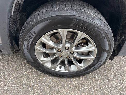 Used 2021 Jeep Cherokee Latitude Lux image 13