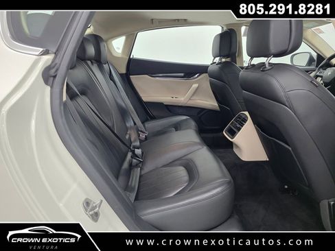 Used 2022 Maserati Quattroporte Modena image 21