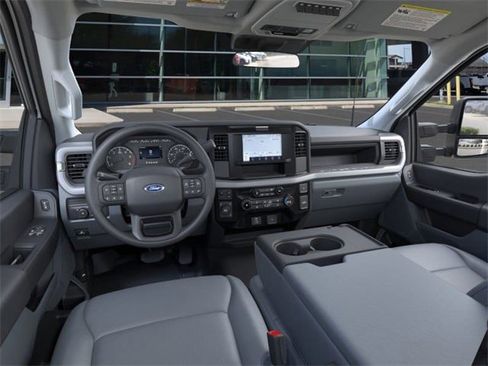 New 2025 Ford F350 XL w/ XL Chrome Package AWD/4WD image 9