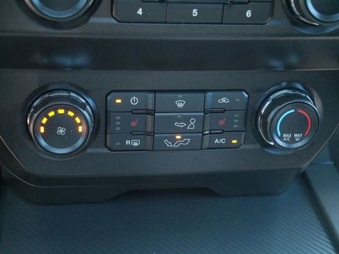 Used 2019 Ford F150 XLT w/ Equipment Group 302A Luxury AWD/4WD image 23