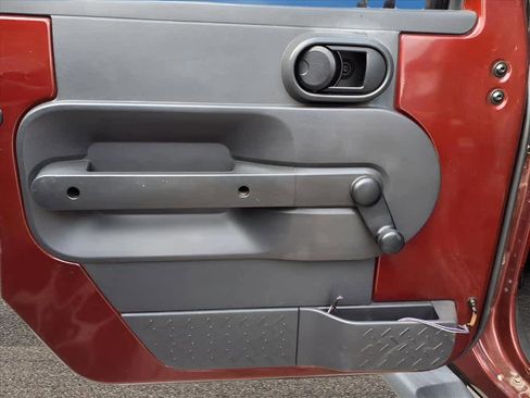 Used 2007 Jeep Wrangler X image 7