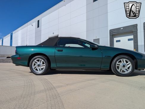 Used 1996 Chevrolet Camaro Z28 image 7