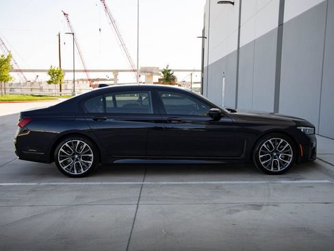 Used 2020 BMW 740i xDrive w/ M Sport Package AWD/4WD image 13