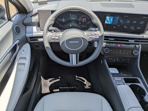 New 2026 Hyundai Sonata SEL FWD image 13
