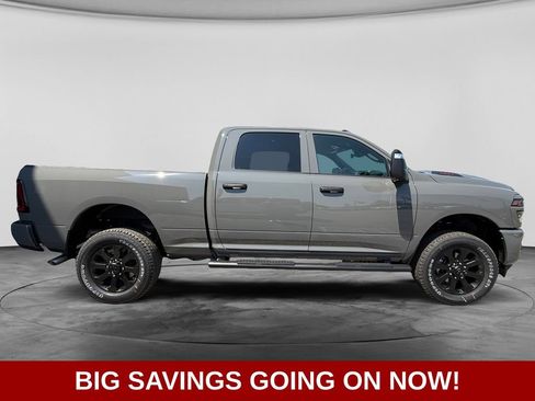New 2026 RAM 2500 Tradesman AWD/4WD image 10