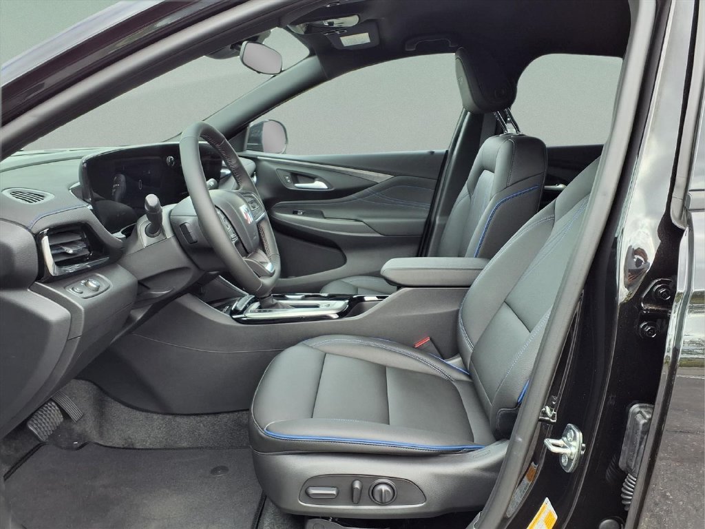 New 2026 Buick Envista Sport Touring w/ Convenience I Package FWD image 9
