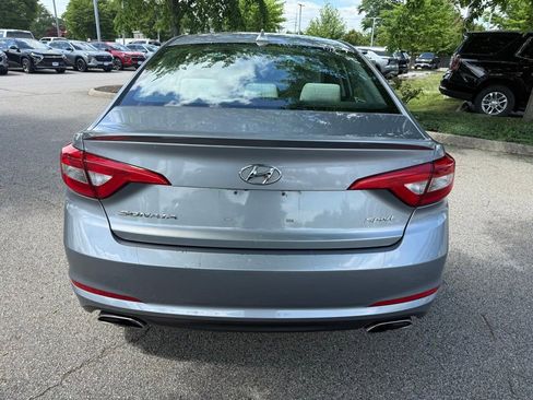 Used 2017 Hyundai Sonata Sport FWD image 4