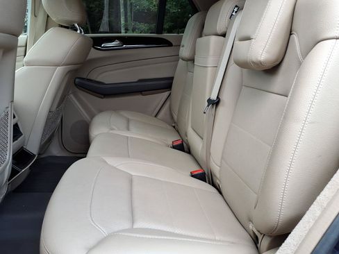 Used 2014 Mercedes-Benz ML 350 4MATIC image 9