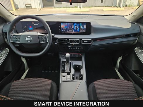 New 2026 Nissan Sentra SR w/ Floor Mat Package FWD image 19