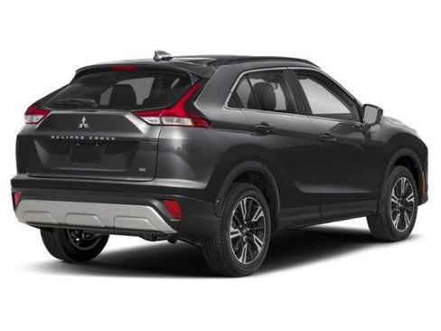Used 2024 Mitsubishi Eclipse Cross SE AWD/4WD image 2