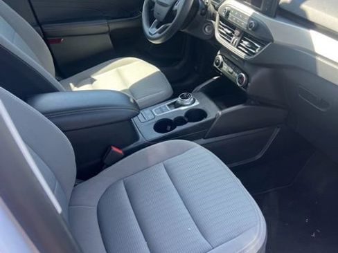 Used 2022 Ford Escape S FWD image 5
