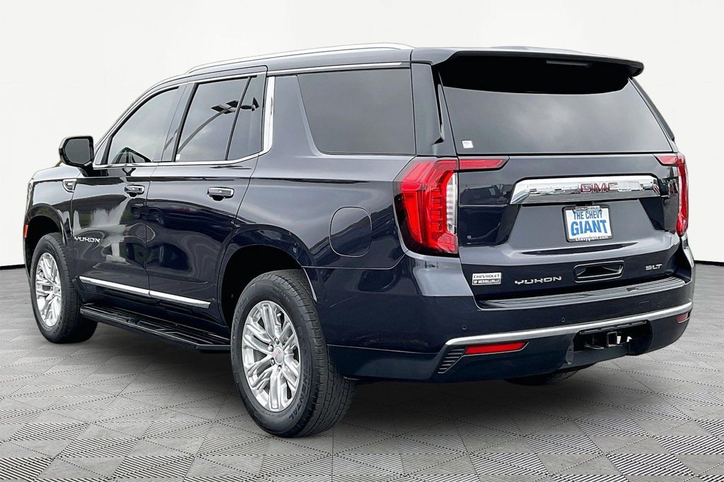 Used 2023 GMC Yukon SLT AWD/4WD image 4