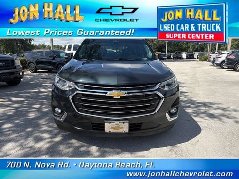 Used 2020 Chevrolet Traverse LT FWD image 12