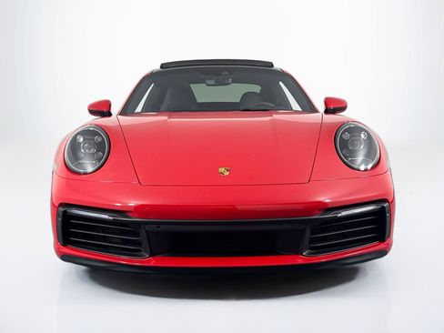 Used 2020 Porsche 911 Carrera RWD image 2