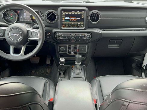 Used 2023 Jeep Wrangler Unlimited Sahara w/ Cold Weather Group image 11