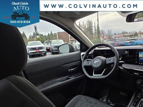 New 2026 Nissan Kicks SV w/ SV Premium Package image 31