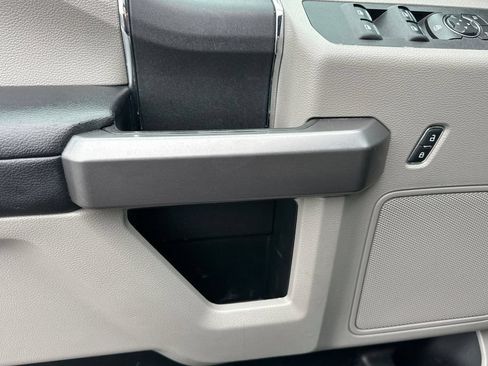 Used 2020 Ford F250 XLT w/ FX4 Off-Road Package AWD/4WD image 11