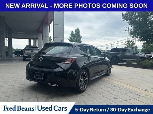 Used 2019 Toyota Corolla XSE FWD image 3