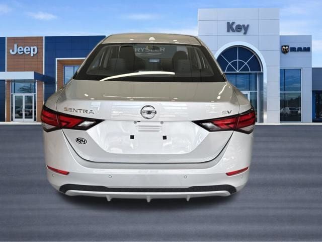Used 2023 Nissan Sentra SV FWD image 5