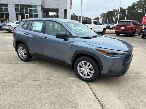 New 2026 Toyota Corolla Cross L image 9