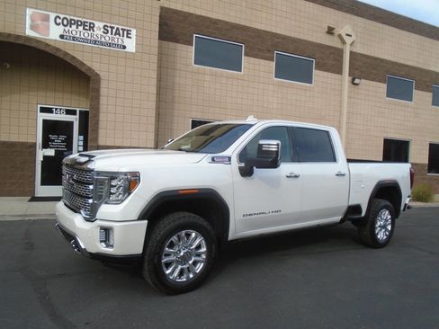 Used 2021 GMC Sierra 2500 Denali w/ Denali Ultimate Package image 3