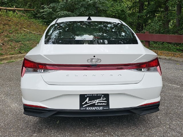 Used 2023 Hyundai Elantra SE FWD image 6