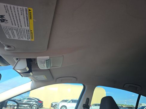 Used 2023 Nissan Altima 2.5 S FWD image 16
