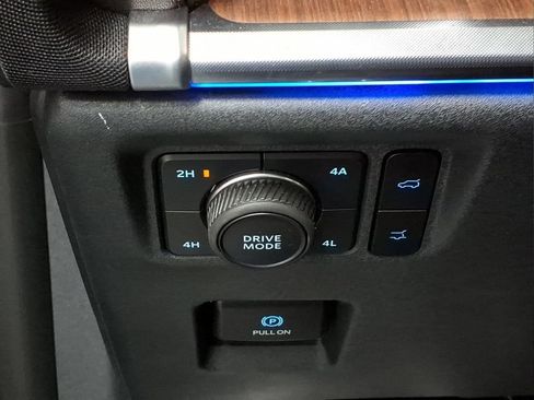 Certified 2025 Ford Expedition Max King Ranch AWD/4WD image 19