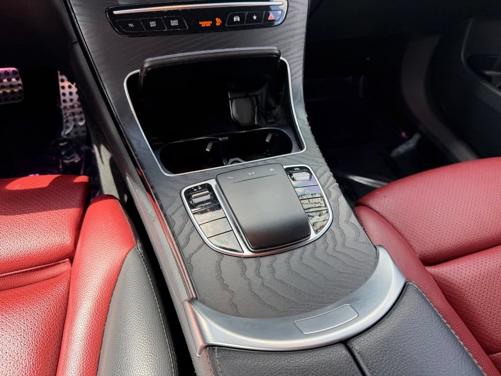 Used 2022 Mercedes-Benz GLC 300 4MATIC image 17