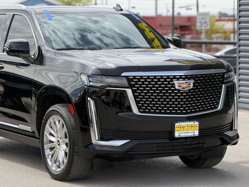 Used 2022 Cadillac Escalade Premium Luxury w/ Performance Package RWD image 8