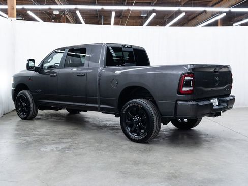 Used 2024 RAM 2500 Laramie w/ Night Edition AWD/4WD image 4
