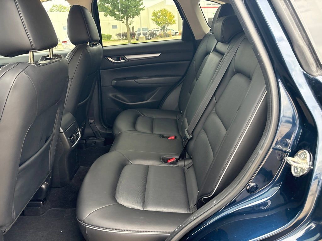 Used 2025 MAZDA CX-5 AWD 2.5 S w/ Select Package image 17