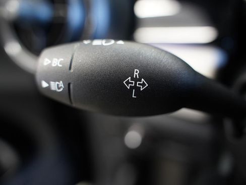 Used 2023 MINI Cooper SE image 14