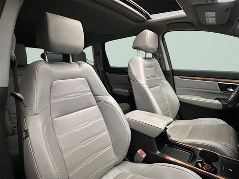 Certified 2022 Honda CR-V Touring image 13