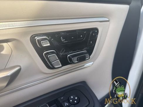 Used 2025 RAM 1500 Tungsten image 12