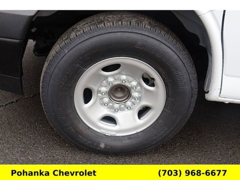 New 2026 Chevrolet Express 3500 image 23
