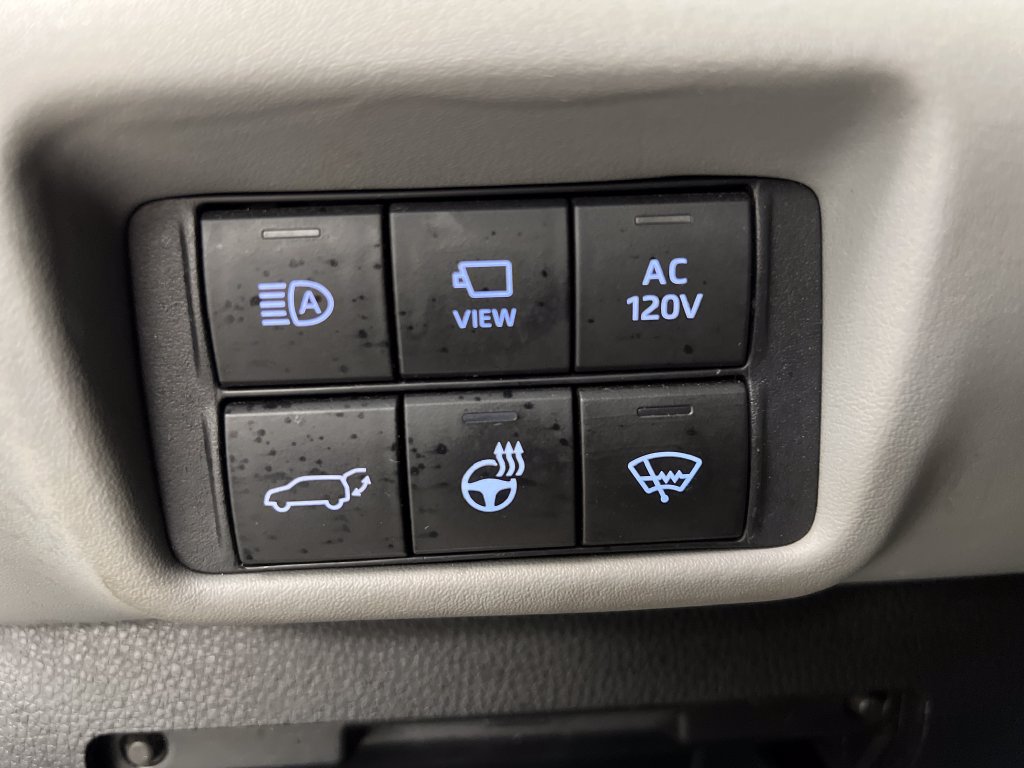 Used 2020 Toyota Highlander Platinum FWD image 55