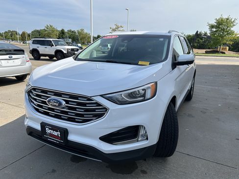 Used 2020 Ford Edge SEL w/ Convenience Package AWD/4WD image 3