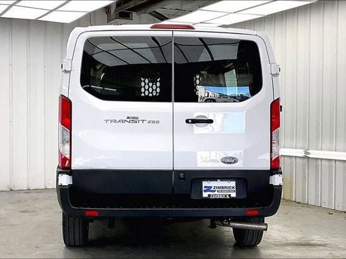 Used 2025 Ford Transit 250 Low Roof w/ Exterior Upgrade Package RWD image 4