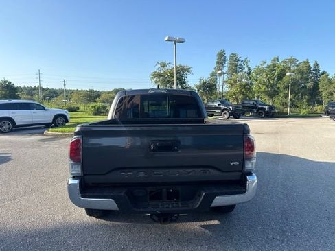 Used 2021 Toyota Tacoma TRD Off-Road AWD/4WD image 5