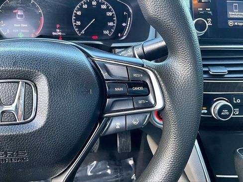 Used 2019 Honda Accord EX image 12