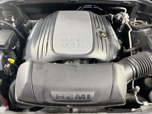 Used 2022 Dodge Durango R/T w/ Blacktop Package image 32