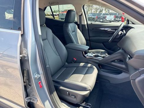 Used 2023 Buick Envision Essence FWD image 25